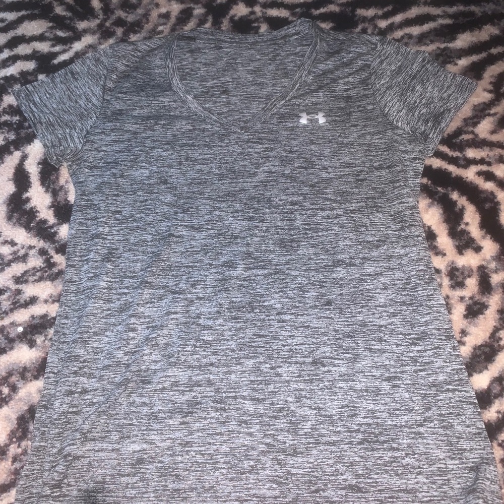 UA tee